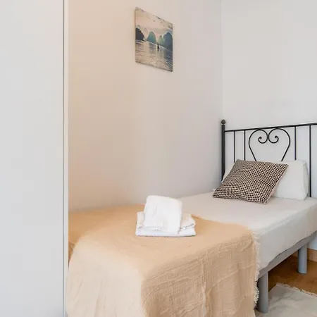 Apartment Panther San Roque *